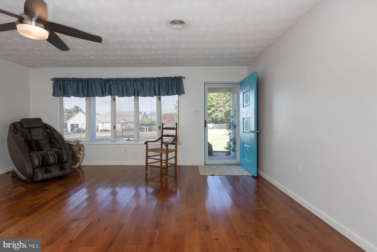 1 ROWE DR, LURAY, Virginia 22835, 3 Bedrooms Bedrooms, 10 Rooms Rooms,2 BathroomsBathrooms,Residential,For sale,1 ROWE DR,VAPA2005432 MLS # VAPA2005432