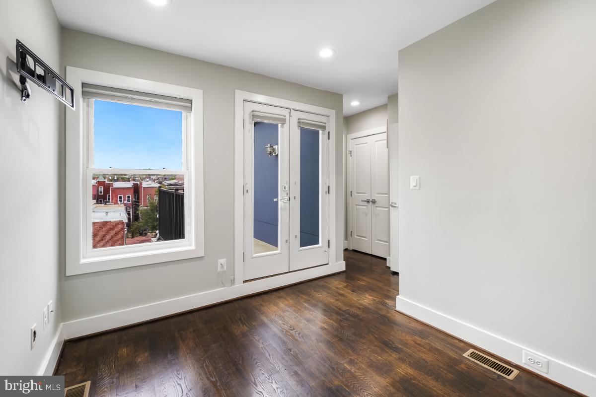 2015 FLAGLER PL NW #2, WASHINGTON, District Of Columbia 20001, 2 Bedrooms Bedrooms, ,2 BathroomsBathrooms,Residential,For sale,2015 FLAGLER PL NW #2,DCDC2226772 MLS # DCDC2226772