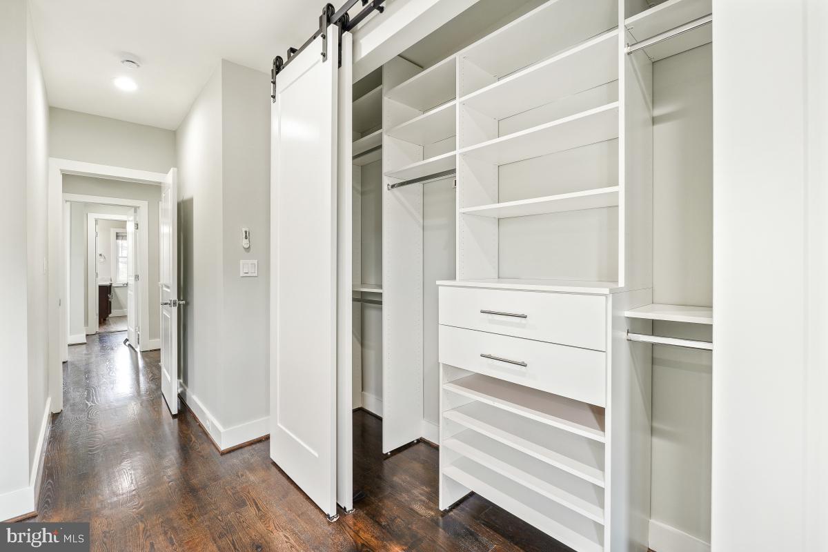 2015 FLAGLER PL NW #2, WASHINGTON, District Of Columbia 20001, 2 Bedrooms Bedrooms, ,2 BathroomsBathrooms,Residential,For sale,2015 FLAGLER PL NW #2,DCDC2226772 MLS # DCDC2226772