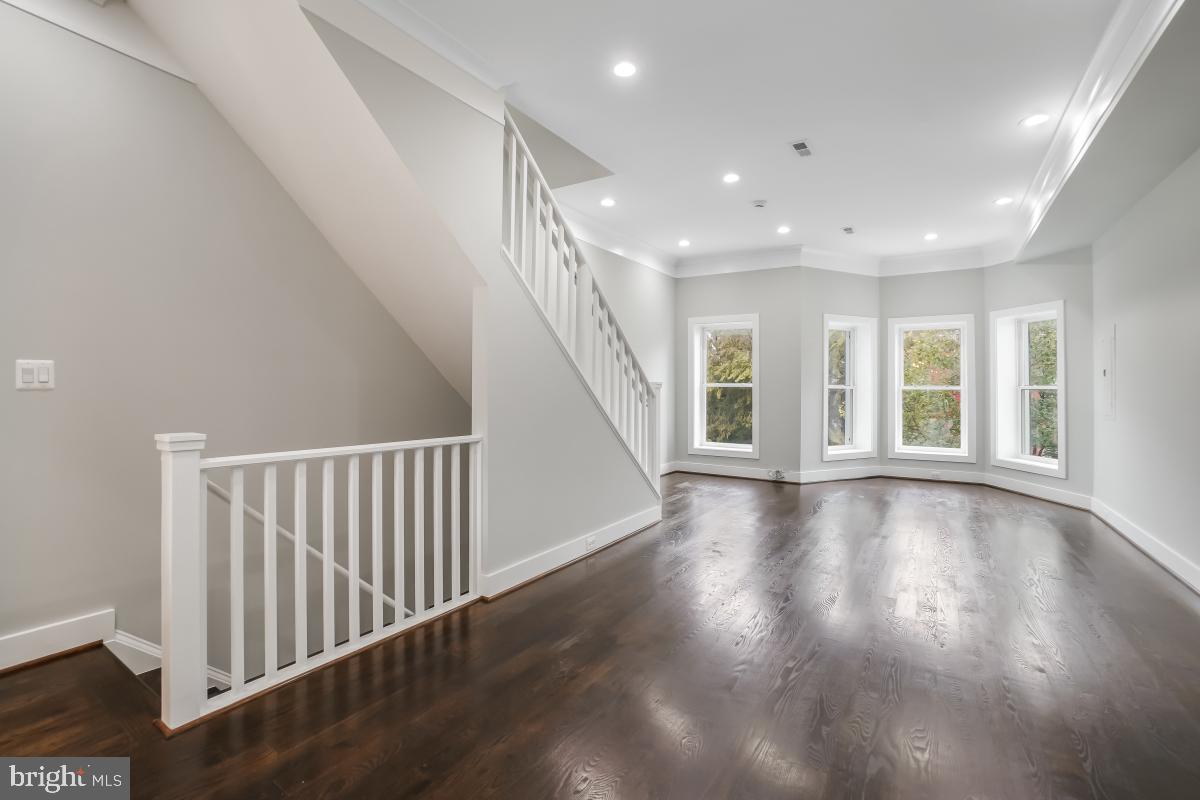 2015 FLAGLER PL NW #2, WASHINGTON, District Of Columbia 20001, 2 Bedrooms Bedrooms, ,2 BathroomsBathrooms,Residential,For sale,2015 FLAGLER PL NW #2,DCDC2226772 MLS # DCDC2226772