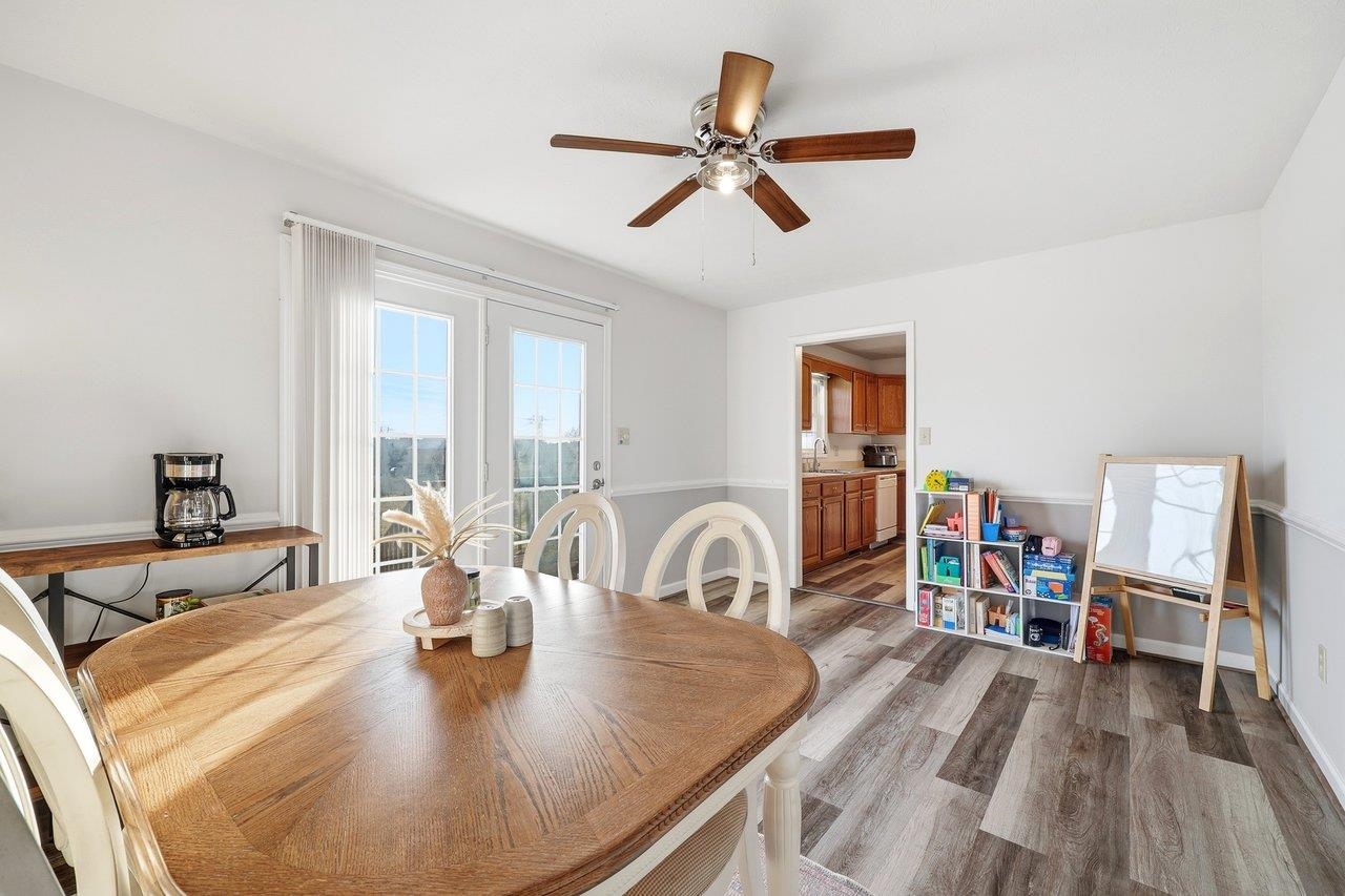 311 SWISHER RD, STAUNTON, Virginia 24401, 3 Bedrooms Bedrooms, ,2 BathroomsBathrooms,Residential,311 SWISHER RD,672756 MLS # 672756