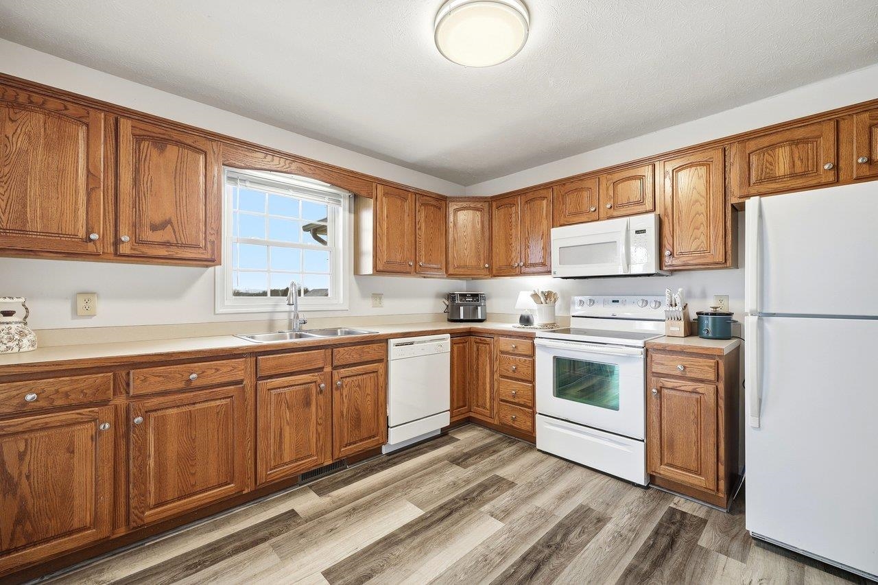 311 SWISHER RD, STAUNTON, Virginia 24401, 3 Bedrooms Bedrooms, ,2 BathroomsBathrooms,Residential,311 SWISHER RD,672756 MLS # 672756