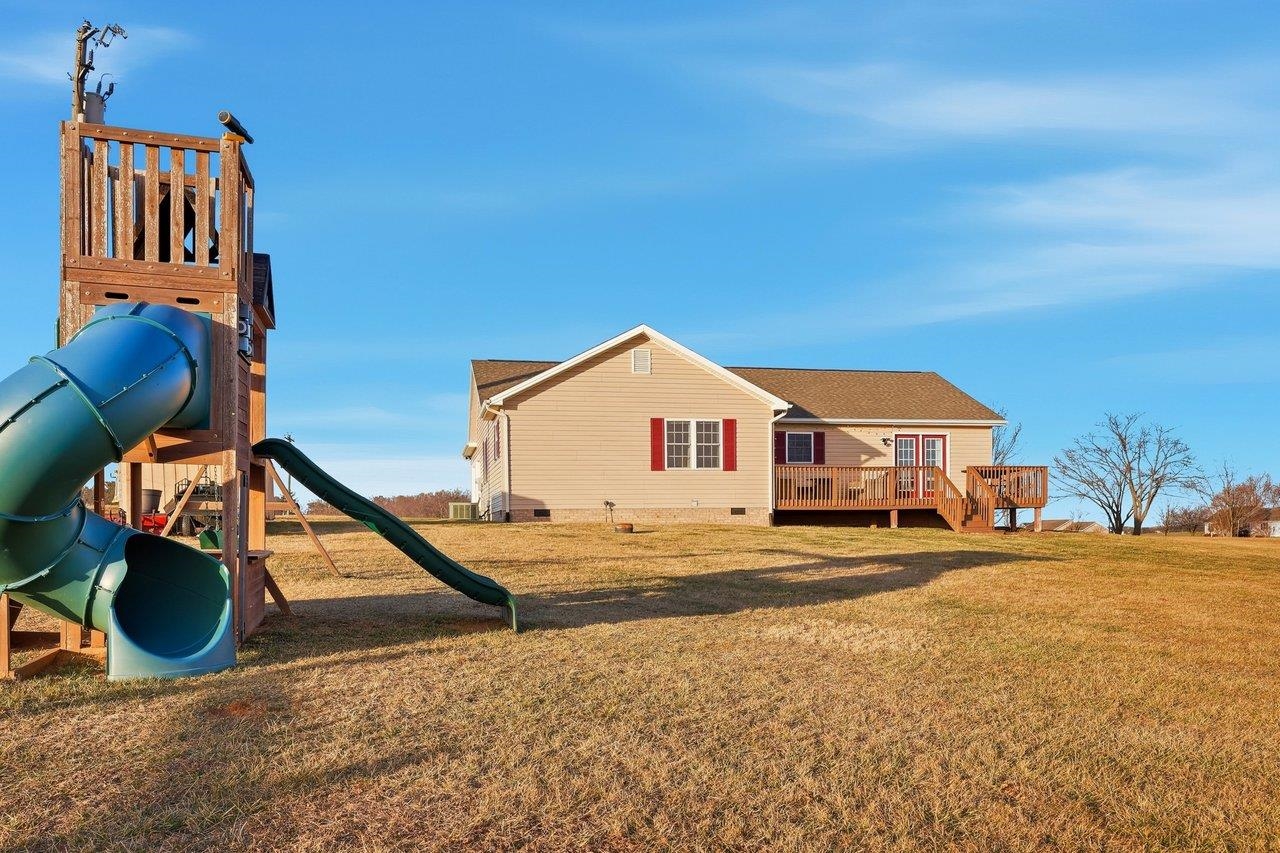 311 SWISHER RD, STAUNTON, Virginia 24401, 3 Bedrooms Bedrooms, ,2 BathroomsBathrooms,Residential,311 SWISHER RD,672756 MLS # 672756