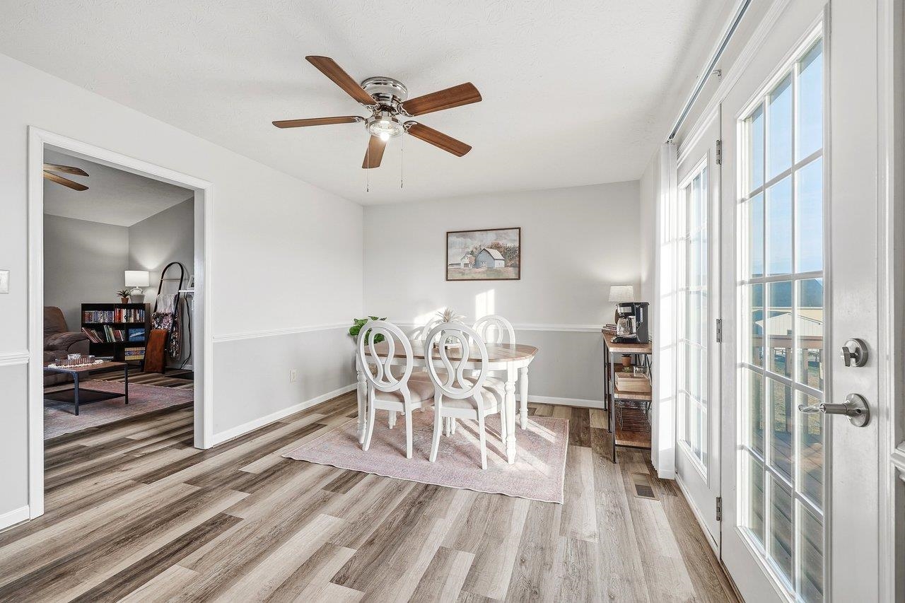 311 SWISHER RD, STAUNTON, Virginia 24401, 3 Bedrooms Bedrooms, ,2 BathroomsBathrooms,Residential,311 SWISHER RD,672756 MLS # 672756