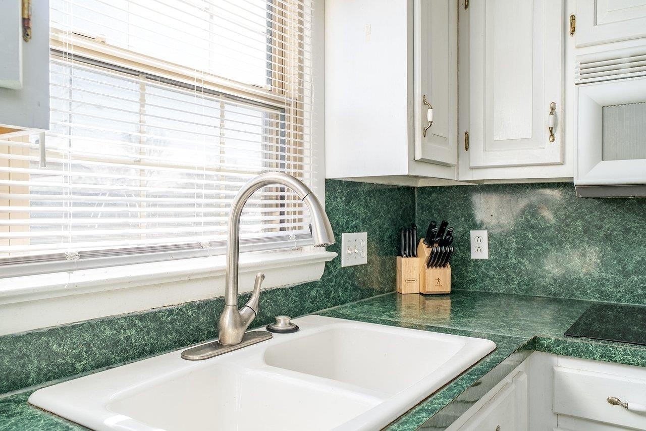 215 GEORGE ST, STAUNTON, Virginia 24401, 3 Bedrooms Bedrooms, ,1 BathroomBathrooms,Residential,215 GEORGE ST,672757 MLS # 672757