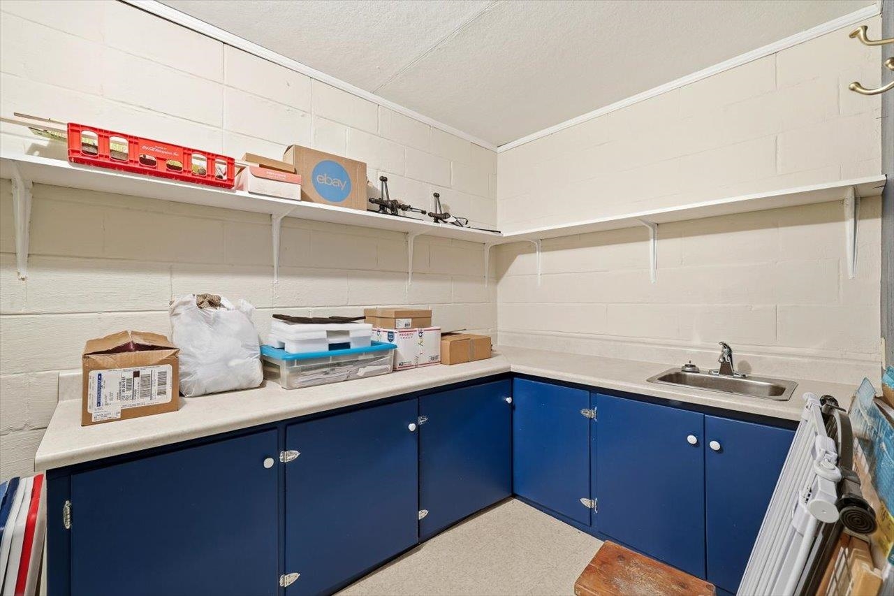 1133 CLUB RD, WAYNESBORO, Virginia 22980, 4 Bedrooms Bedrooms, ,2 BathroomsBathrooms,Residential,1133 CLUB RD,672758 MLS # 672758