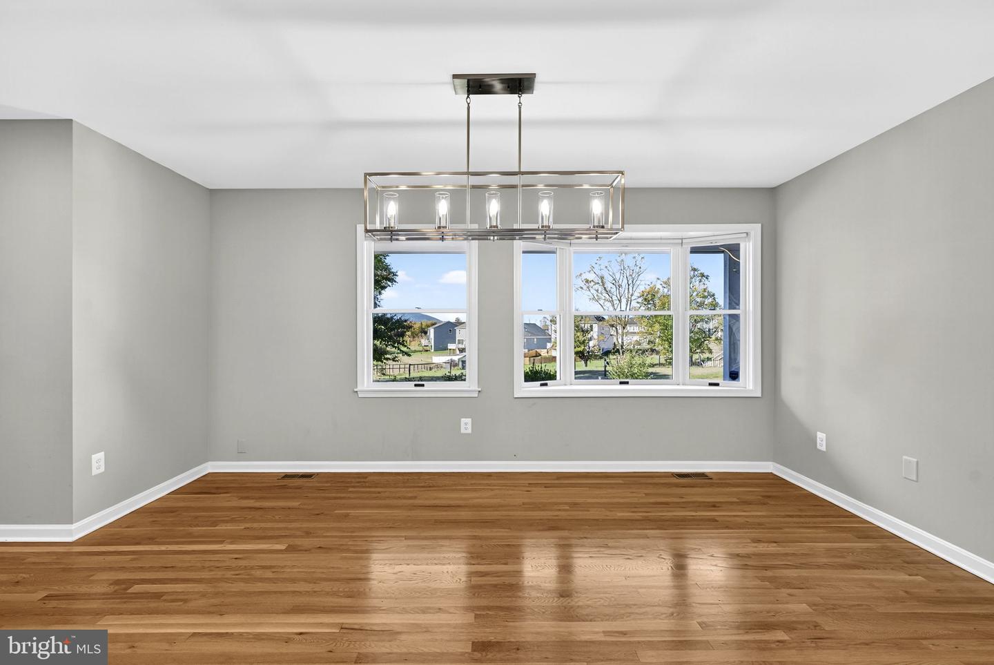 2140 SIXTH ST, MIDDLETOWN, Virginia 22645, 5 Bedrooms Bedrooms, ,4 BathroomsBathrooms,Residential,For sale,2140 SIXTH ST,VAFV2037492 MLS # VAFV2037492