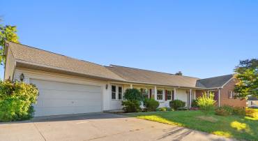 2140 SIXTH ST, MIDDLETOWN, Virginia 22645, 5 Bedrooms Bedrooms, ,4 BathroomsBathrooms,Residential,For sale,2140 SIXTH ST,VAFV2037492 MLS # VAFV2037492