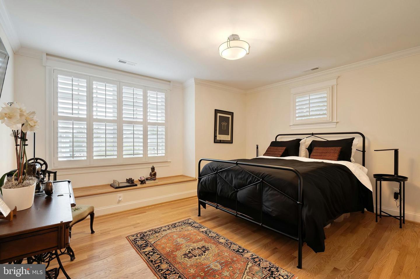 2807 1ST RD N, ARLINGTON, Virginia 22201, 5 Bedrooms Bedrooms, ,4 BathroomsBathrooms,Residential,For sale,2807 1ST RD N,VAAR2065244 MLS # VAAR2065244