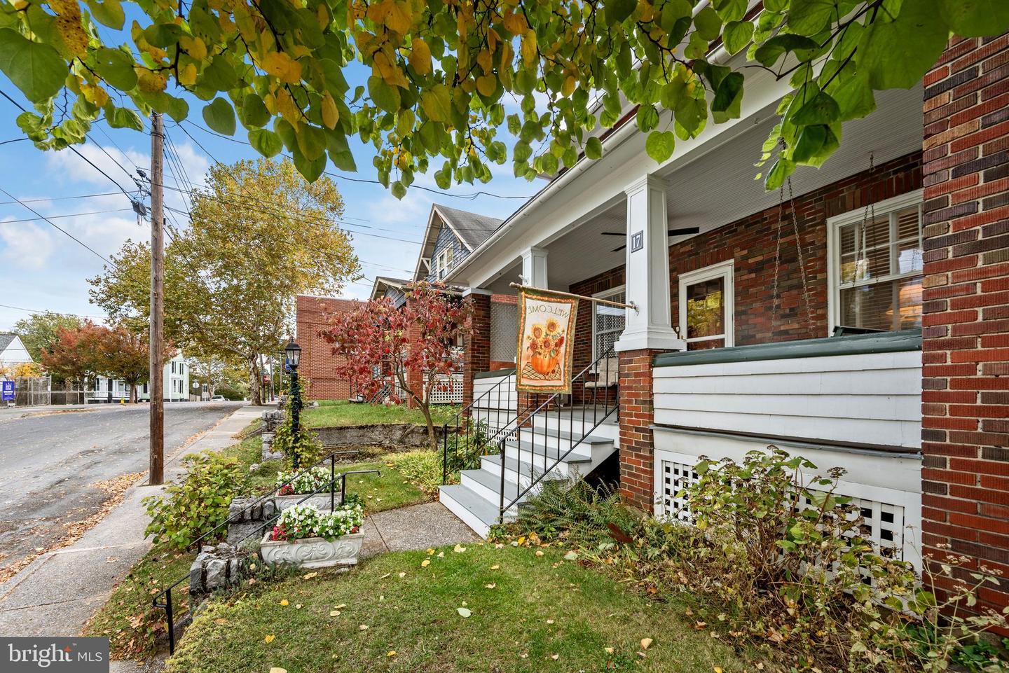 17 E LEICESTER ST, WINCHESTER, Virginia 22601, 4 Bedrooms Bedrooms, ,2 BathroomsBathrooms,Residential,For sale,17 E LEICESTER ST,VAWI2009350 MLS # VAWI2009350