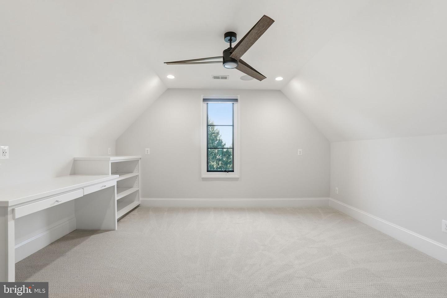 2812 24TH ST N, ARLINGTON, Virginia 22207, 6 Bedrooms Bedrooms, ,6 BathroomsBathrooms,Residential,For sale,2812 24TH ST N,VAAR2065934 MLS # VAAR2065934