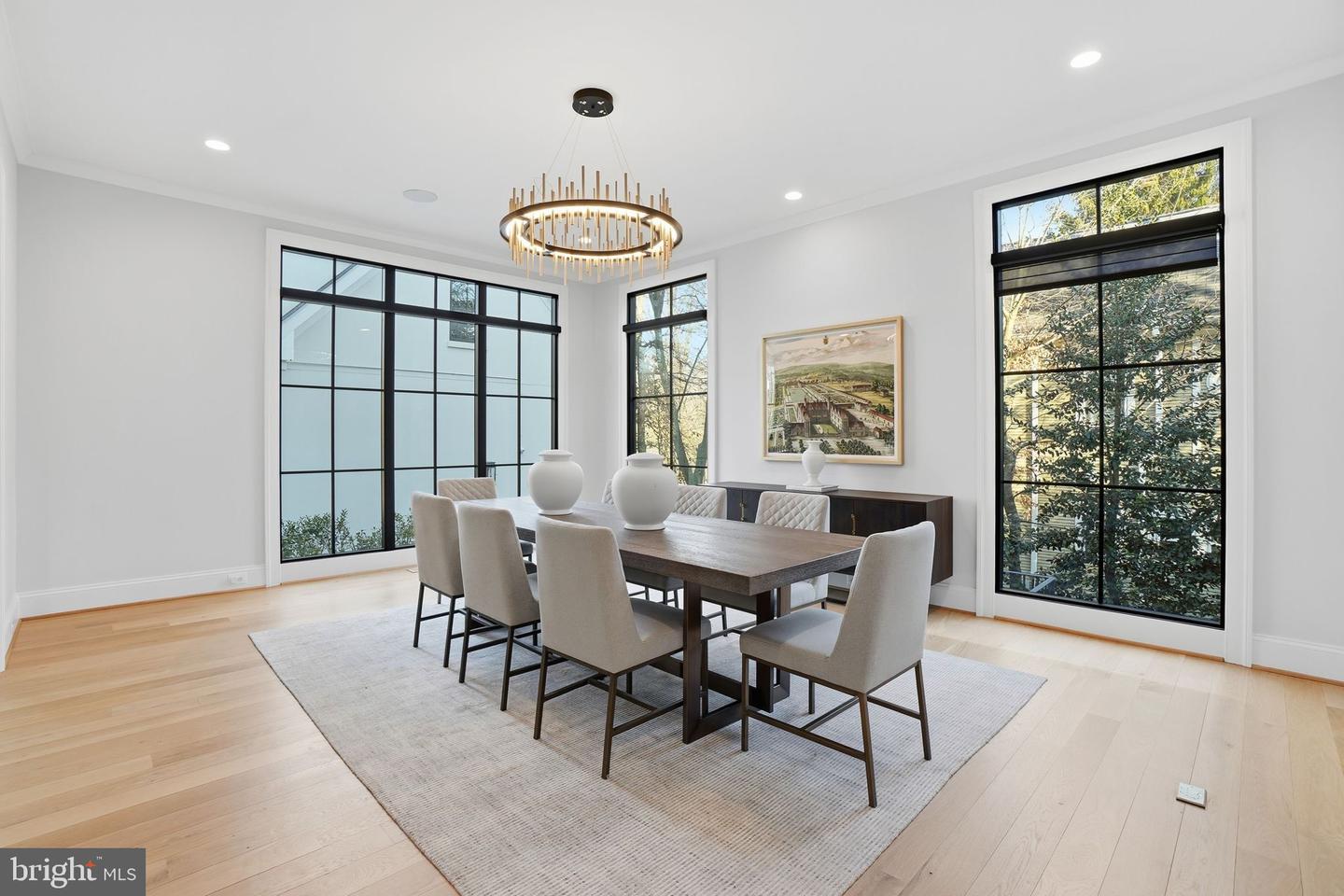 2812 24TH ST N, ARLINGTON, Virginia 22207, 6 Bedrooms Bedrooms, ,6 BathroomsBathrooms,Residential,For sale,2812 24TH ST N,VAAR2065934 MLS # VAAR2065934