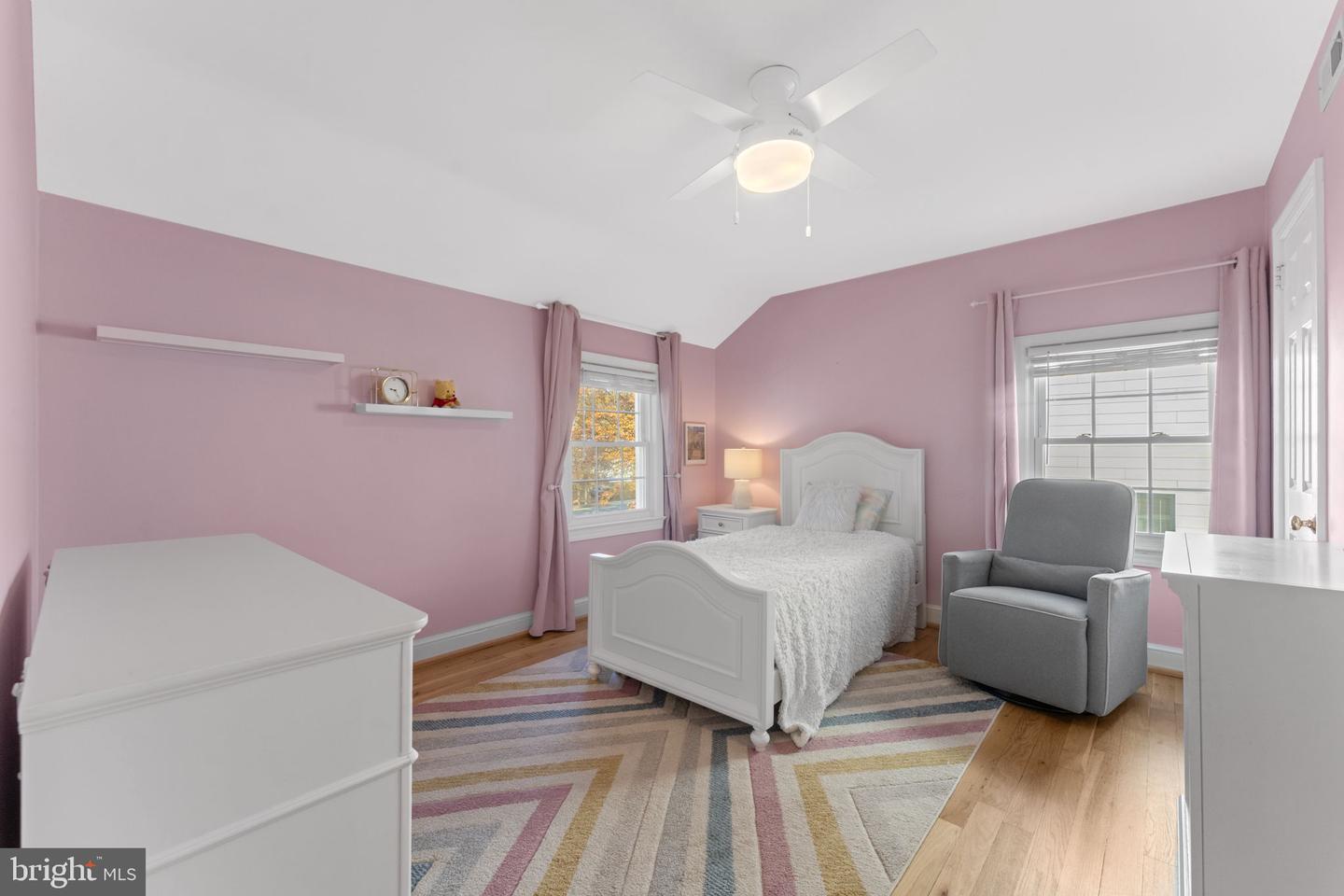 2723 N GEORGE MASON DR N, ARLINGTON, Virginia 22207, 3 Bedrooms Bedrooms, ,2 BathroomsBathrooms,Residential,For sale,2723 N GEORGE MASON DR N,VAAR2066074 MLS # VAAR2066074