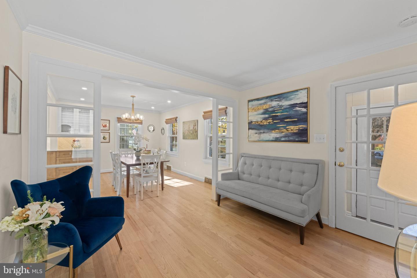 2723 N GEORGE MASON DR N, ARLINGTON, Virginia 22207, 3 Bedrooms Bedrooms, ,2 BathroomsBathrooms,Residential,For sale,2723 N GEORGE MASON DR N,VAAR2066074 MLS # VAAR2066074