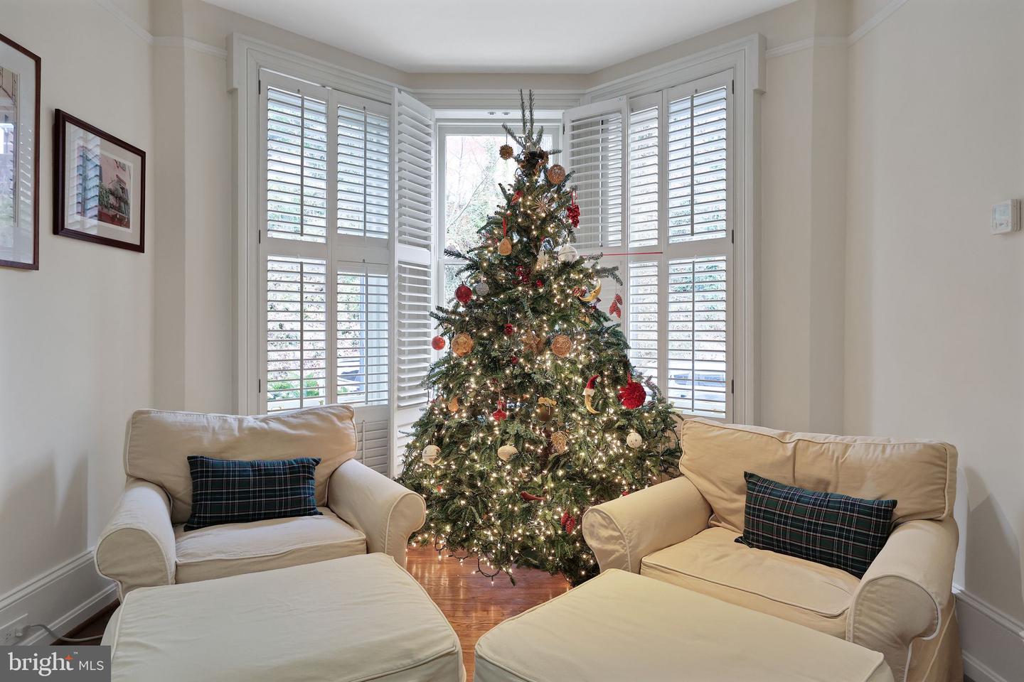 2230 DECATUR PL NW, WASHINGTON, District Of Columbia 20008, 4 Bedrooms Bedrooms, ,5 BathroomsBathrooms,Residential,For sale,2230 DECATUR PL NW,DCDC2234164 MLS # DCDC2234164