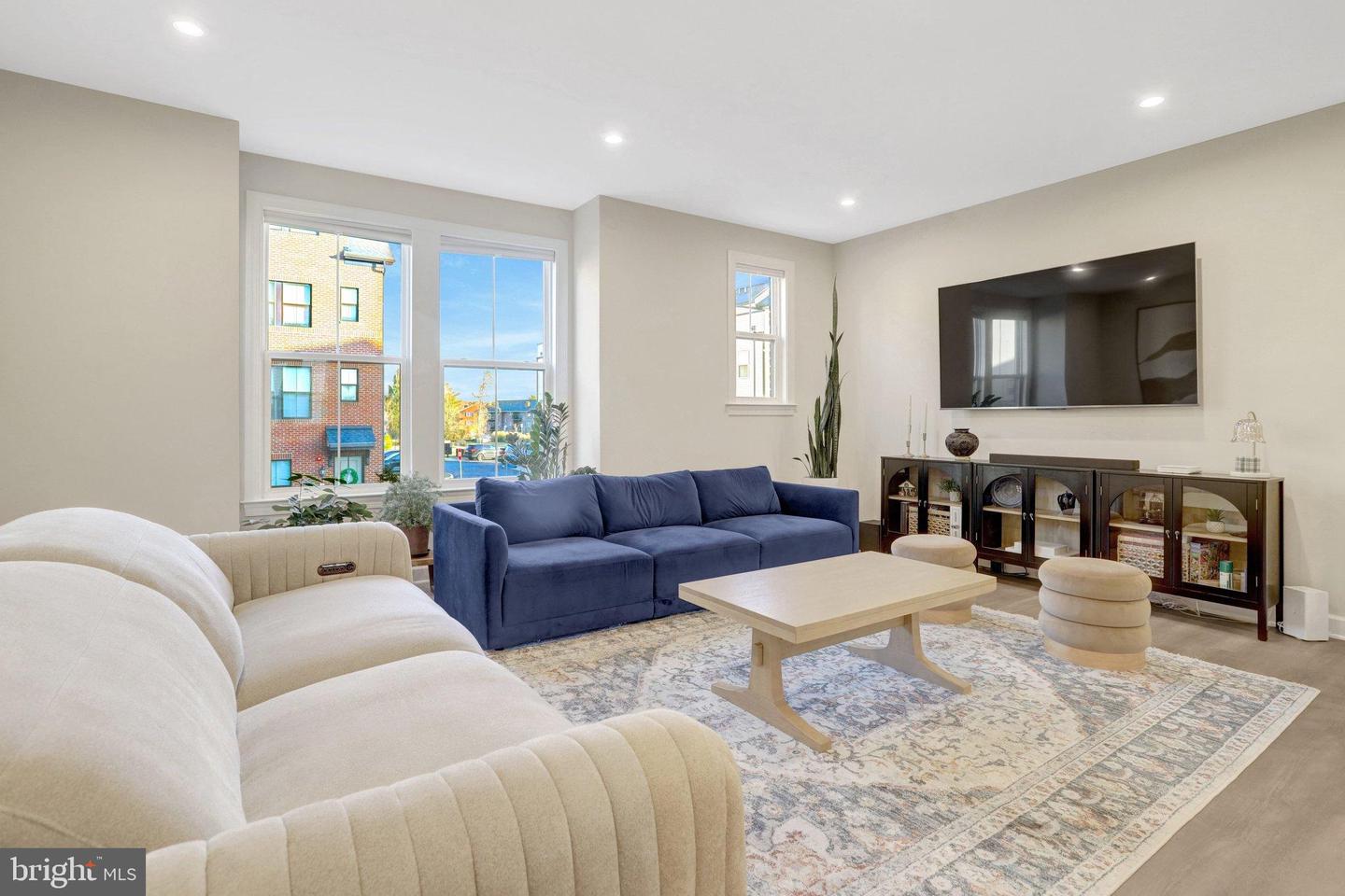 7282 NITTANY LN, ALEXANDRIA, Virginia 22306, 4 Bedrooms Bedrooms, 8 Rooms Rooms,3 BathroomsBathrooms,Residential,For sale,7282 NITTANY LN,VAFX2282228 MLS # VAFX2282228