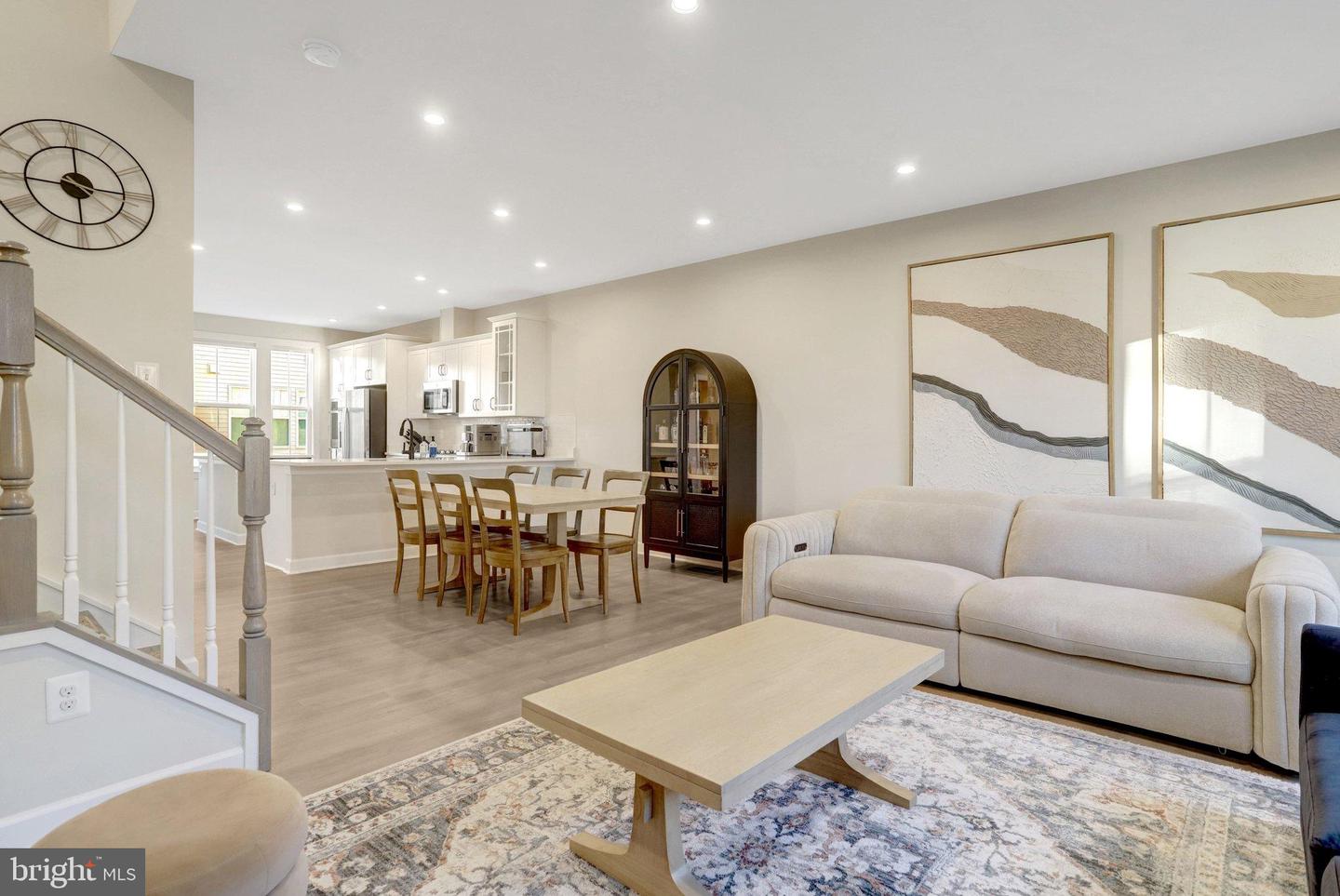 7282 NITTANY LN, ALEXANDRIA, Virginia 22306, 4 Bedrooms Bedrooms, 8 Rooms Rooms,3 BathroomsBathrooms,Residential,For sale,7282 NITTANY LN,VAFX2282228 MLS # VAFX2282228