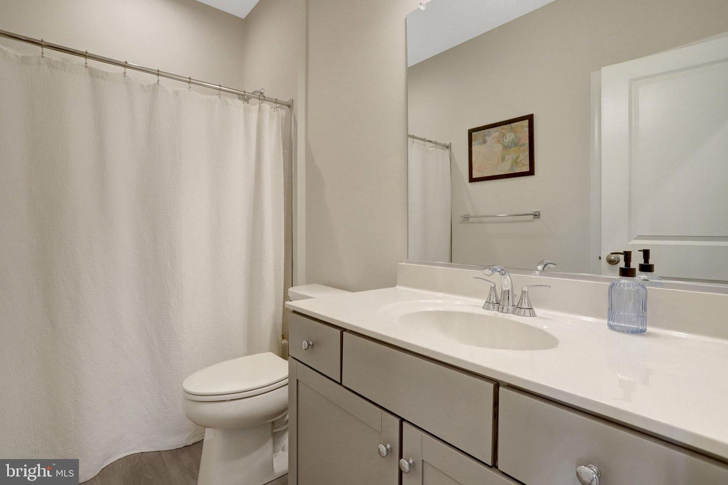 7282 NITTANY LN, ALEXANDRIA, Virginia 22306, 4 Bedrooms Bedrooms, 8 Rooms Rooms,3 BathroomsBathrooms,Residential,For sale,7282 NITTANY LN,VAFX2282228 MLS # VAFX2282228