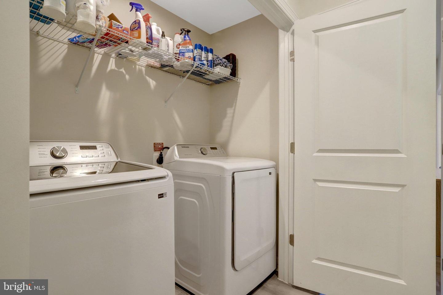 7282 NITTANY LN, ALEXANDRIA, Virginia 22306, 4 Bedrooms Bedrooms, 8 Rooms Rooms,3 BathroomsBathrooms,Residential,For sale,7282 NITTANY LN,VAFX2282228 MLS # VAFX2282228