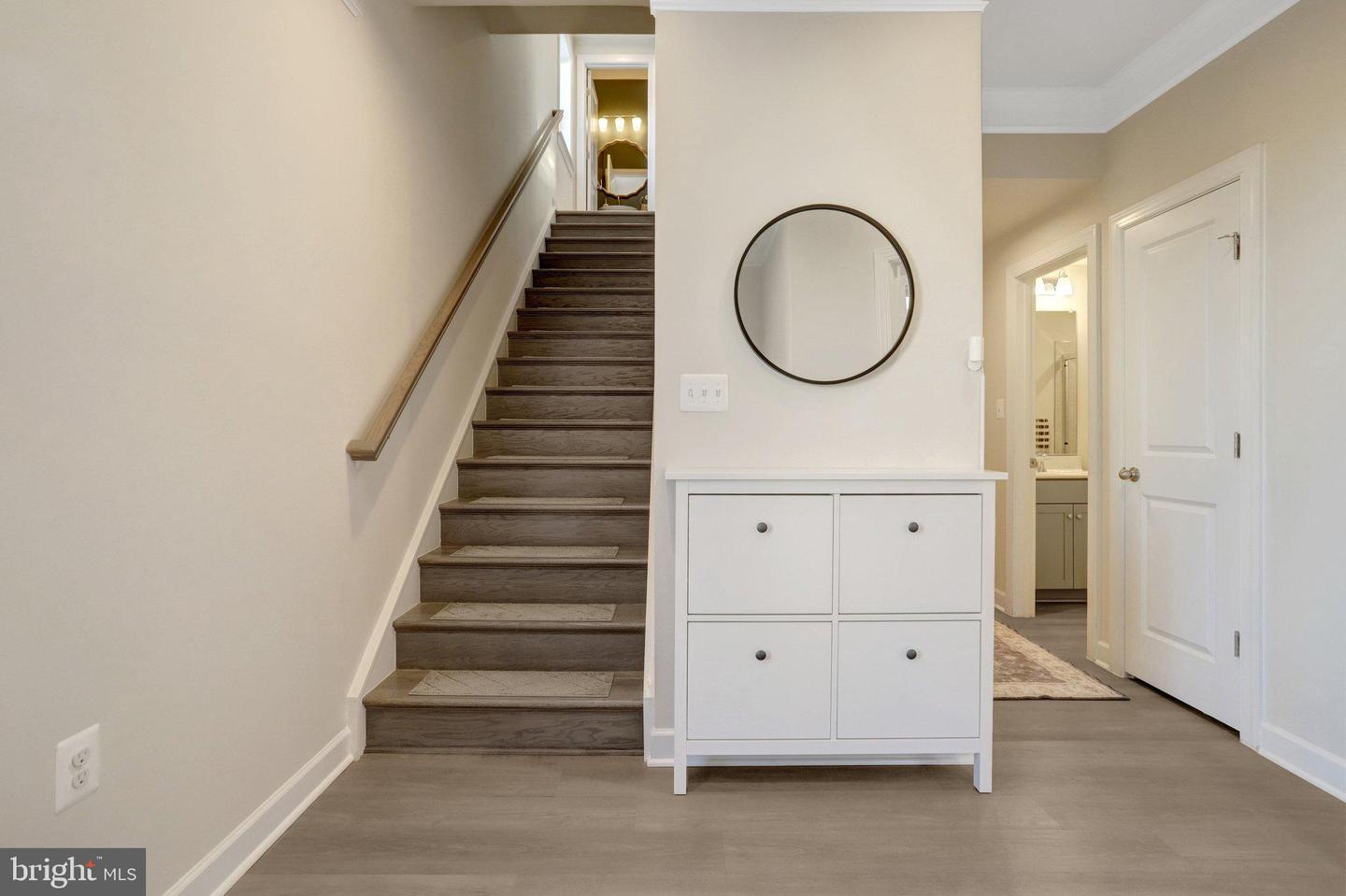 7282 NITTANY LN, ALEXANDRIA, Virginia 22306, 4 Bedrooms Bedrooms, 8 Rooms Rooms,3 BathroomsBathrooms,Residential,For sale,7282 NITTANY LN,VAFX2282228 MLS # VAFX2282228