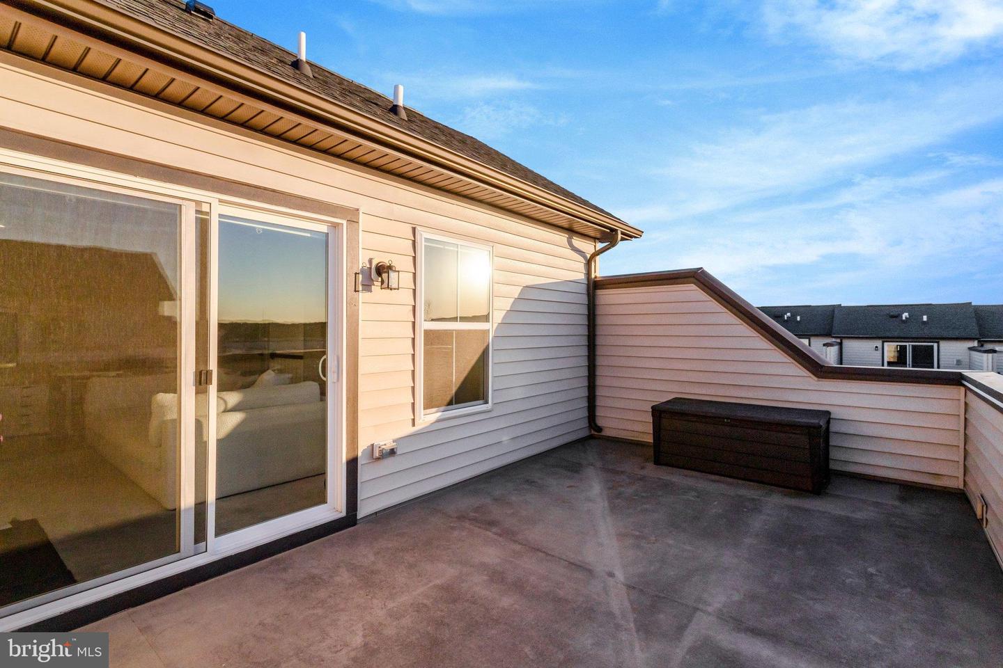 7282 NITTANY LN, ALEXANDRIA, Virginia 22306, 4 Bedrooms Bedrooms, 8 Rooms Rooms,3 BathroomsBathrooms,Residential,For sale,7282 NITTANY LN,VAFX2282228 MLS # VAFX2282228