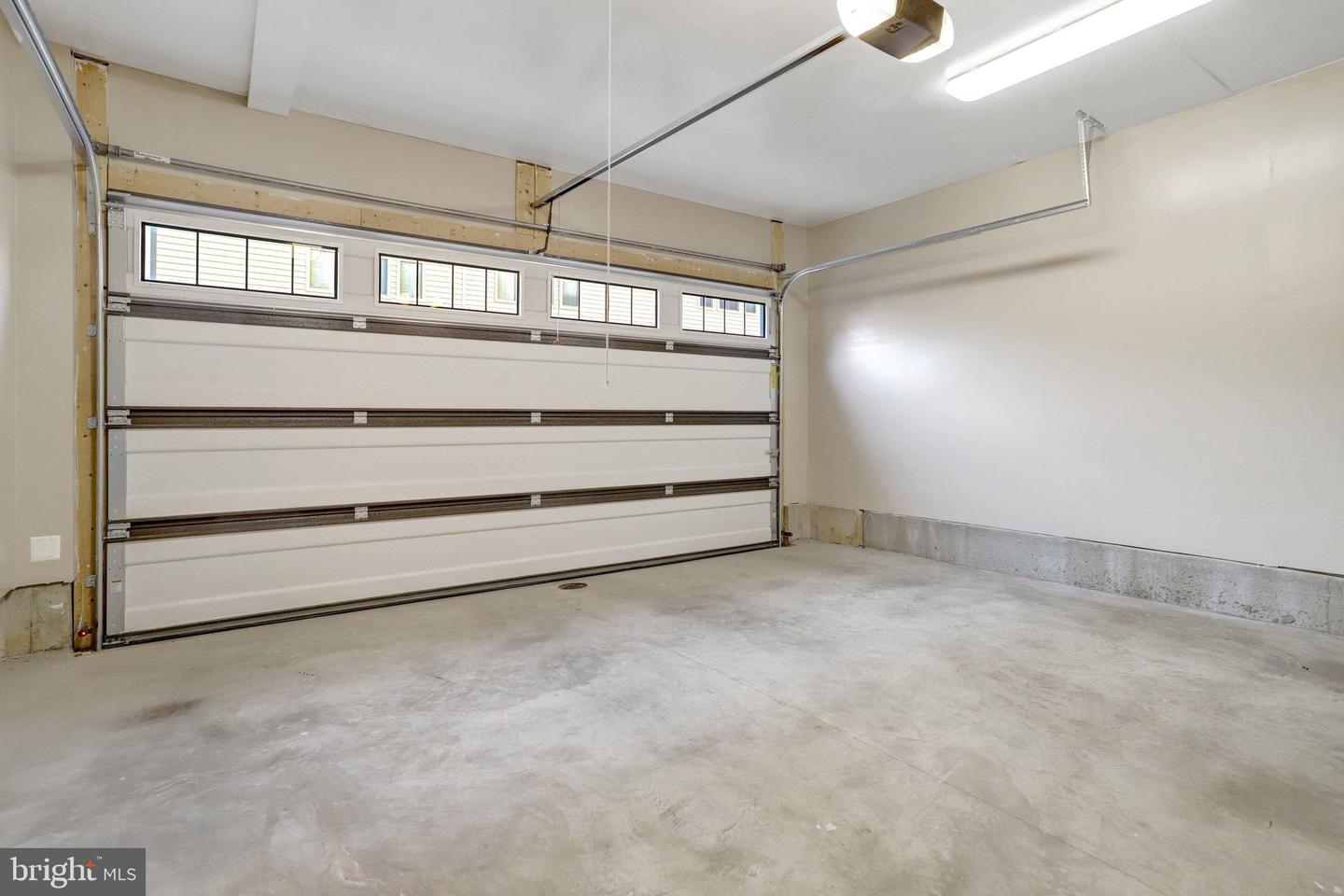 7282 NITTANY LN, ALEXANDRIA, Virginia 22306, 4 Bedrooms Bedrooms, 8 Rooms Rooms,3 BathroomsBathrooms,Residential,For sale,7282 NITTANY LN,VAFX2282228 MLS # VAFX2282228