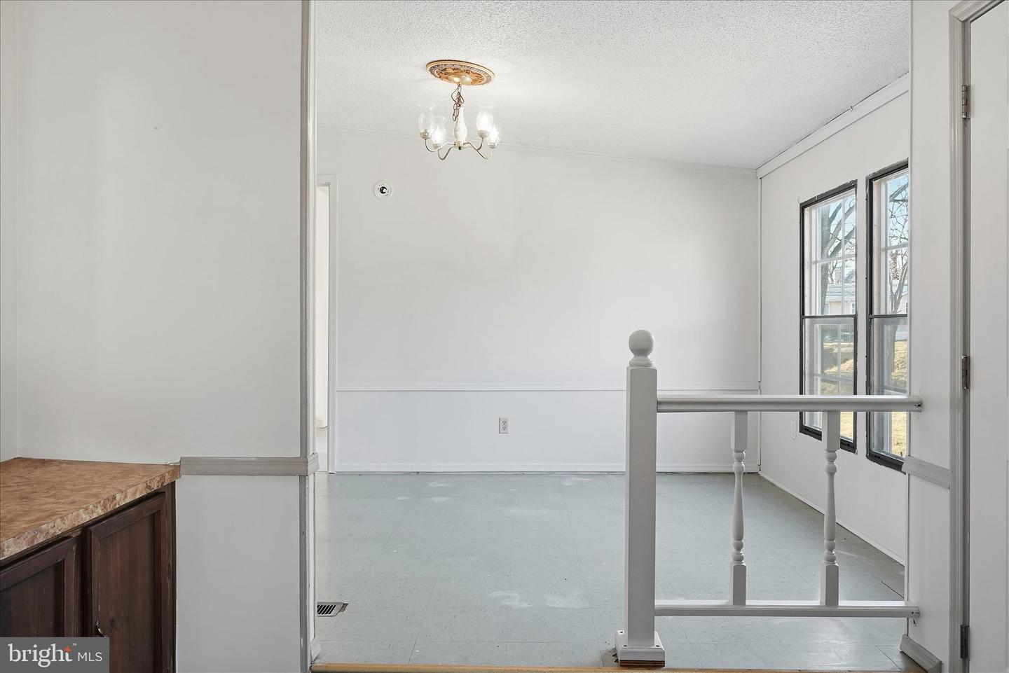 2 OLD CHAPEL AVE, BOYCE, Virginia 22620, 3 Bedrooms Bedrooms, ,2 BathroomsBathrooms,Residential,For sale,2 OLD CHAPEL AVE,VACL2006276 MLS # VACL2006276