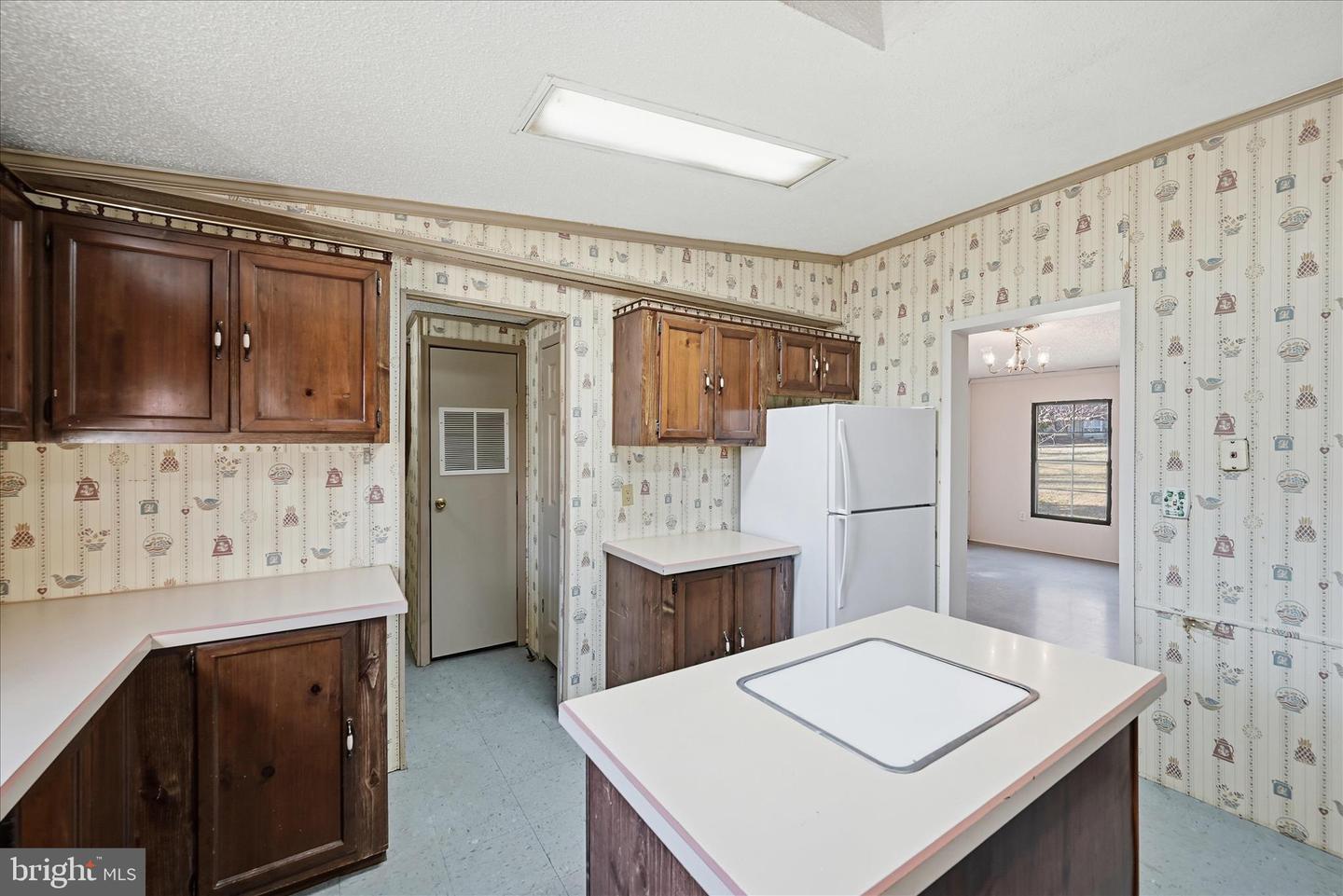 2 OLD CHAPEL AVE, BOYCE, Virginia 22620, 3 Bedrooms Bedrooms, ,2 BathroomsBathrooms,Residential,For sale,2 OLD CHAPEL AVE,VACL2006276 MLS # VACL2006276