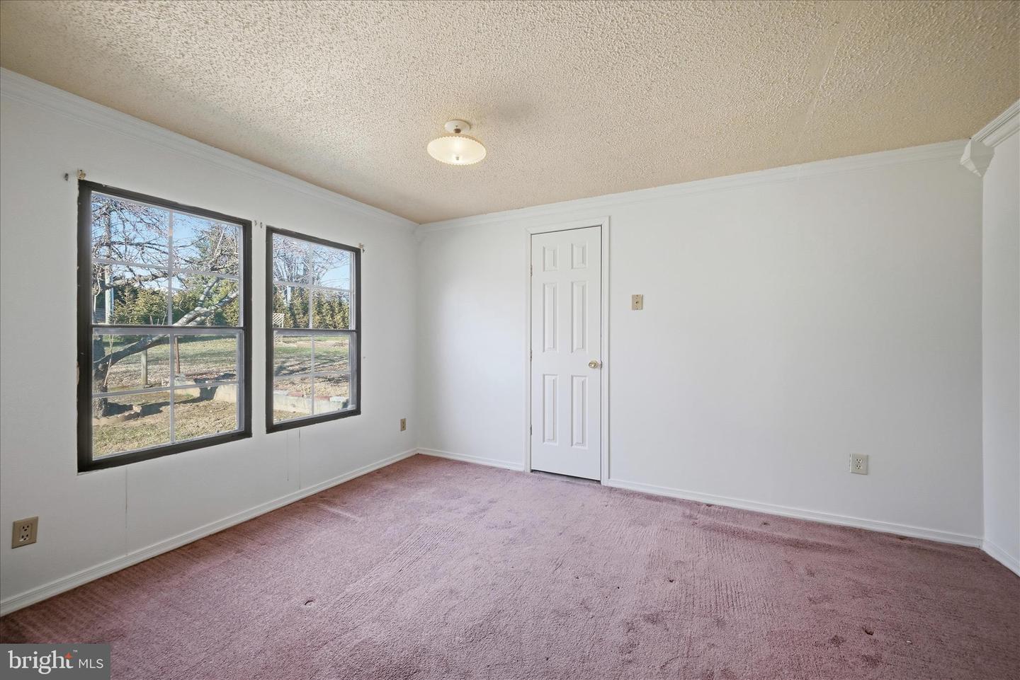 2 OLD CHAPEL AVE, BOYCE, Virginia 22620, 3 Bedrooms Bedrooms, ,2 BathroomsBathrooms,Residential,For sale,2 OLD CHAPEL AVE,VACL2006276 MLS # VACL2006276