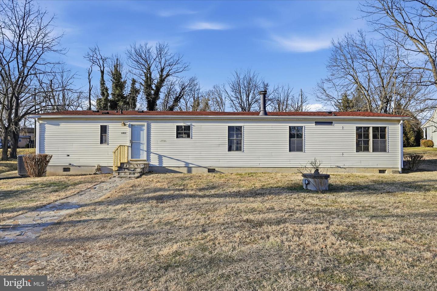 2 OLD CHAPEL AVE, BOYCE, Virginia 22620, 3 Bedrooms Bedrooms, ,2 BathroomsBathrooms,Residential,For sale,2 OLD CHAPEL AVE,VACL2006276 MLS # VACL2006276