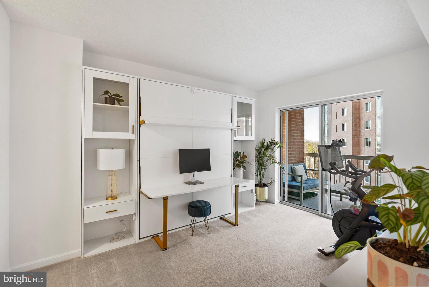 3101 N HAMPTON DR N #1014, ALEXANDRIA, Virginia 22302, 2 Bedrooms Bedrooms, ,2 BathroomsBathrooms,Residential,For sale,3101 N HAMPTON DR N #1014,VAAX2052562 MLS # VAAX2052562