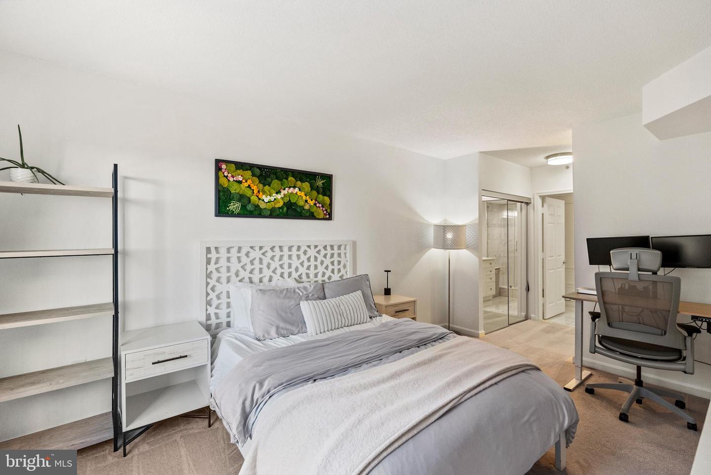 3101 N HAMPTON DR N #1014, ALEXANDRIA, Virginia 22302, 2 Bedrooms Bedrooms, ,2 BathroomsBathrooms,Residential,For sale,3101 N HAMPTON DR N #1014,VAAX2052562 MLS # VAAX2052562