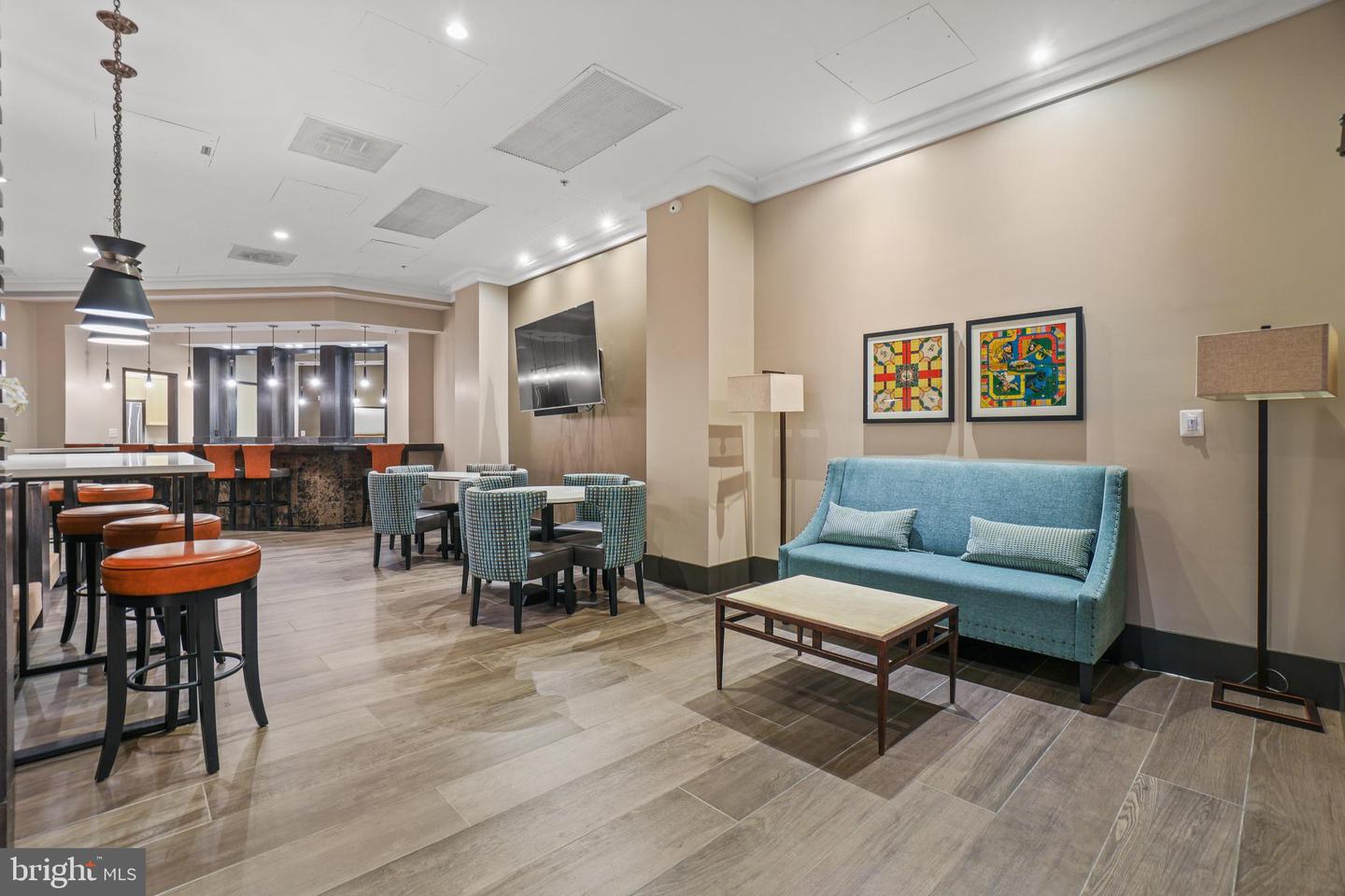 3101 N HAMPTON DR N #1014, ALEXANDRIA, Virginia 22302, 2 Bedrooms Bedrooms, ,2 BathroomsBathrooms,Residential,For sale,3101 N HAMPTON DR N #1014,VAAX2052562 MLS # VAAX2052562