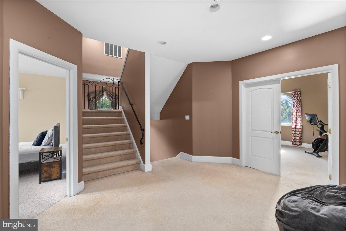 6902 TOWER OF LONDON DR, FREDERICKSBURG, Virginia 22407, 6 Bedrooms Bedrooms, ,5 BathroomsBathrooms,Residential,For sale,6902 TOWER OF LONDON DR,VASP2038286 MLS # VASP2038286