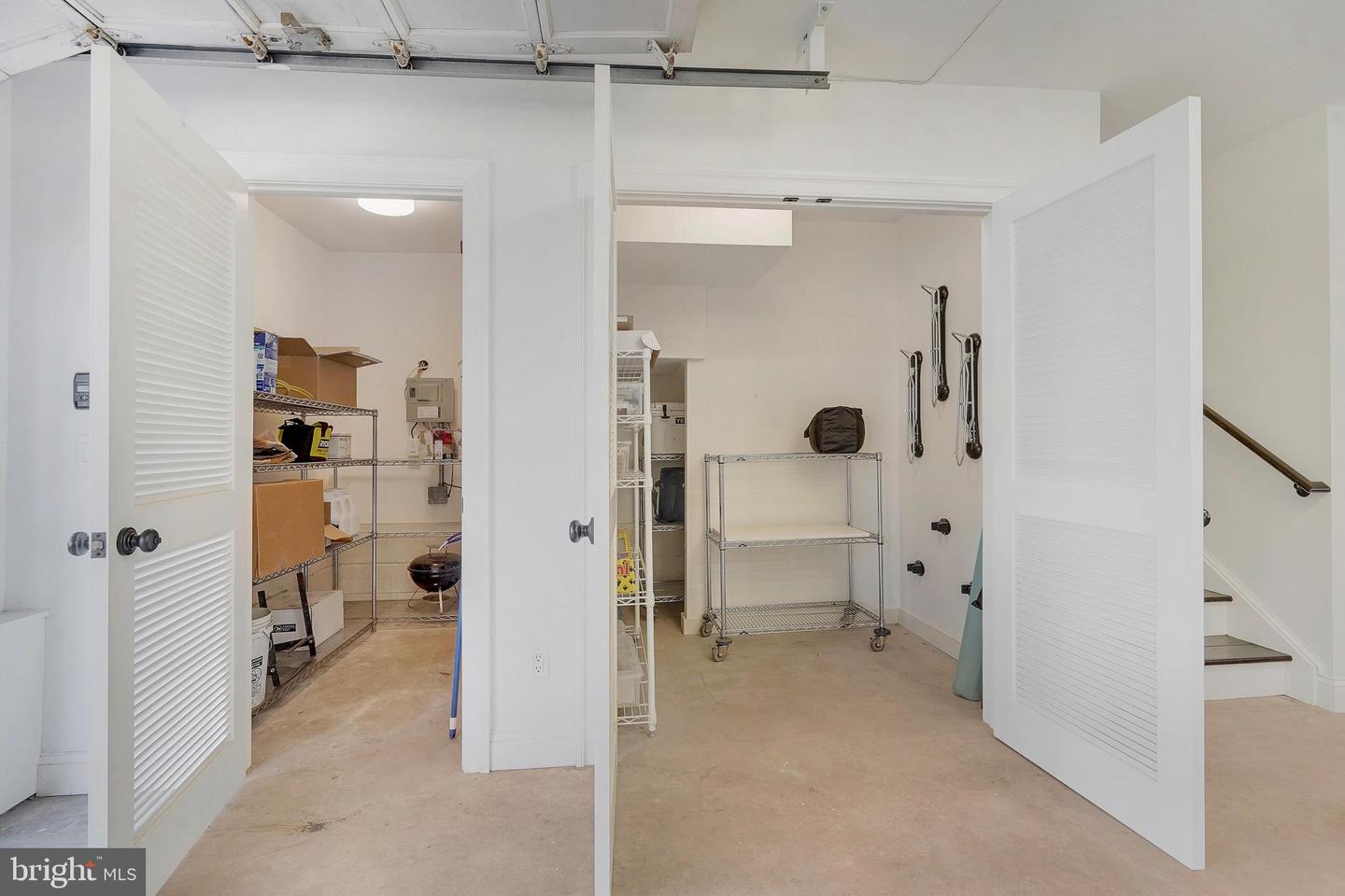 815 ARCTURUS ON THE POTOMAC, ALEXANDRIA, Virginia 22308, 5 Bedrooms Bedrooms, ,3 BathroomsBathrooms,Residential,For sale,815 ARCTURUS ON THE POTOMAC,VAFX2284026 MLS # VAFX2284026