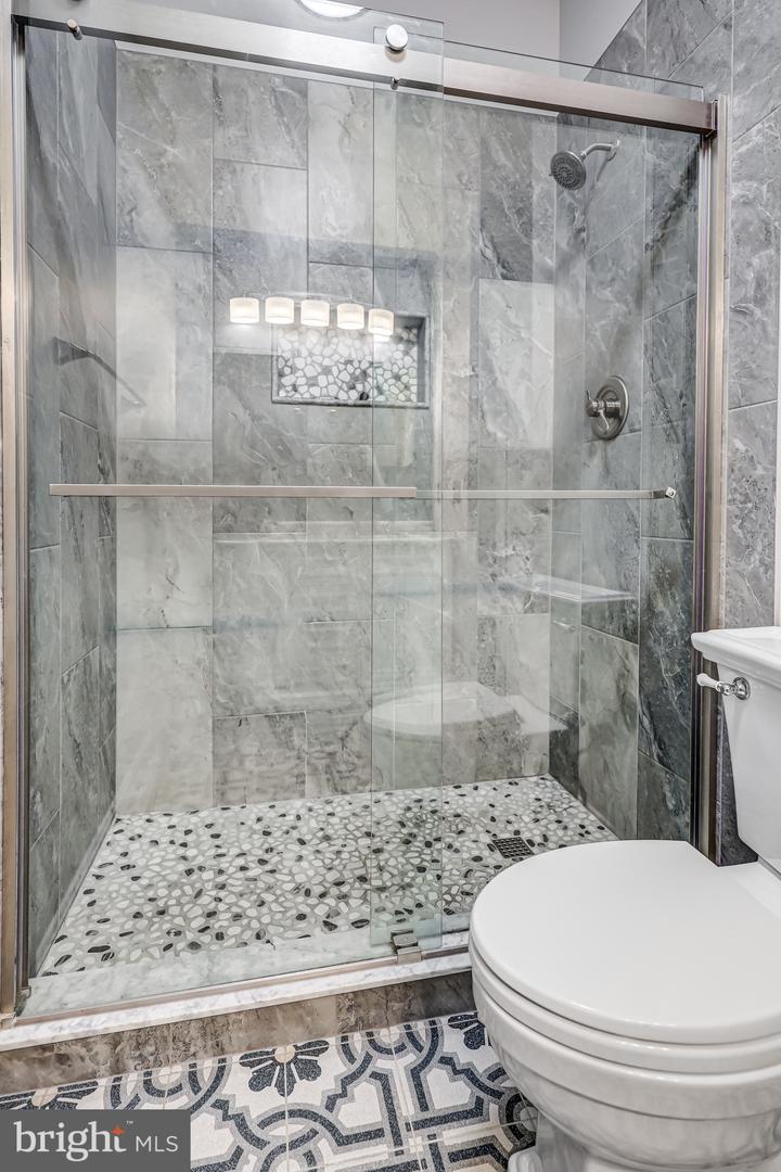 5905 SAINT GILES WAY, ALEXANDRIA, Virginia 22315, 3 Bedrooms Bedrooms, ,2 BathroomsBathrooms,Residential,For sale,5905 SAINT GILES WAY,VAFX2284624 MLS # VAFX2284624