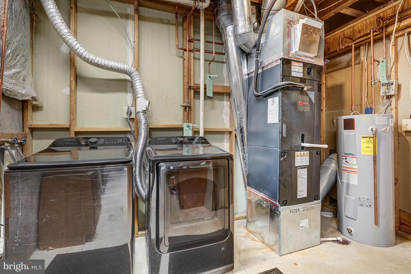 5905 SAINT GILES WAY, ALEXANDRIA, Virginia 22315, 3 Bedrooms Bedrooms, ,2 BathroomsBathrooms,Residential,For sale,5905 SAINT GILES WAY,VAFX2284624 MLS # VAFX2284624