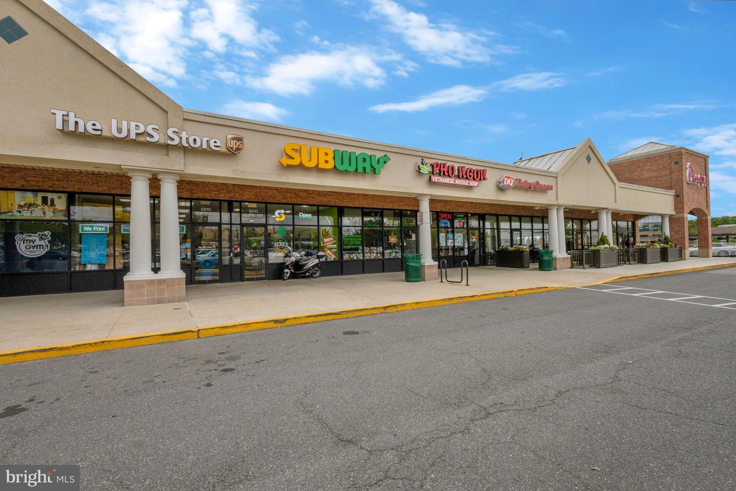 5905 SAINT GILES WAY, ALEXANDRIA, Virginia 22315, 3 Bedrooms Bedrooms, ,2 BathroomsBathrooms,Residential,For sale,5905 SAINT GILES WAY,VAFX2284624 MLS # VAFX2284624