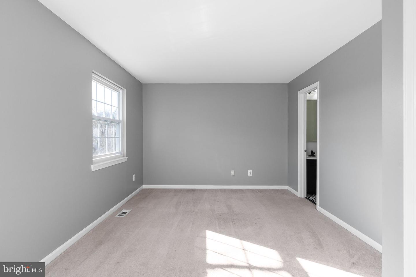 16228 TACONIC CIR, DUMFRIES, Virginia 22025, 3 Bedrooms Bedrooms, ,2 BathroomsBathrooms,Residential,For sale,16228 TACONIC CIR,VAPW2110152 MLS # VAPW2110152 16228 TACONIC CIR, DUMFRIES, Virginia 22025, 3 Bedrooms Bedrooms, ,2 BathroomsBathrooms,Residential,For sale,16228 TACONIC CIR,VAPW2110152 MLS # VAPW2110152