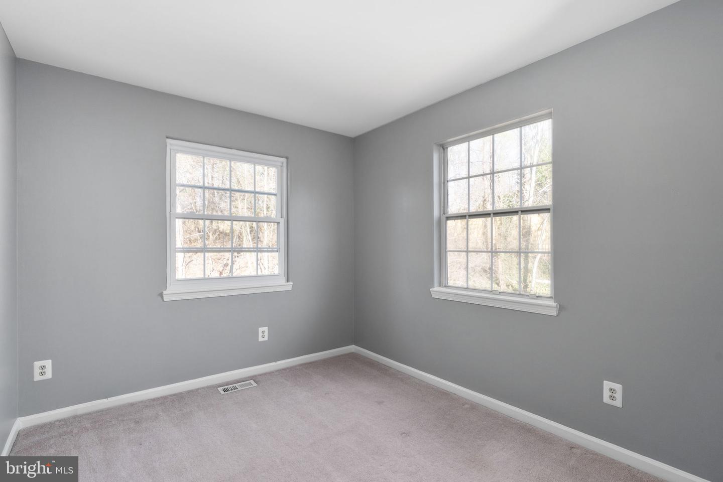 16228 TACONIC CIR, DUMFRIES, Virginia 22025, 3 Bedrooms Bedrooms, ,2 BathroomsBathrooms,Residential,For sale,16228 TACONIC CIR,VAPW2110152 MLS # VAPW2110152 16228 TACONIC CIR, DUMFRIES, Virginia 22025, 3 Bedrooms Bedrooms, ,2 BathroomsBathrooms,Residential,For sale,16228 TACONIC CIR,VAPW2110152 MLS # VAPW2110152