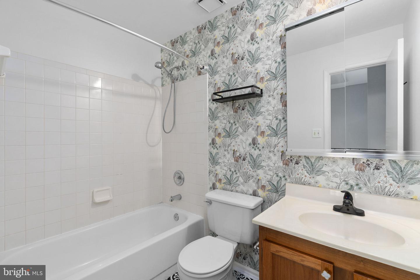 16228 TACONIC CIR, DUMFRIES, Virginia 22025, 3 Bedrooms Bedrooms, ,2 BathroomsBathrooms,Residential,For sale,16228 TACONIC CIR,VAPW2110152 MLS # VAPW2110152 16228 TACONIC CIR, DUMFRIES, Virginia 22025, 3 Bedrooms Bedrooms, ,2 BathroomsBathrooms,Residential,For sale,16228 TACONIC CIR,VAPW2110152 MLS # VAPW2110152