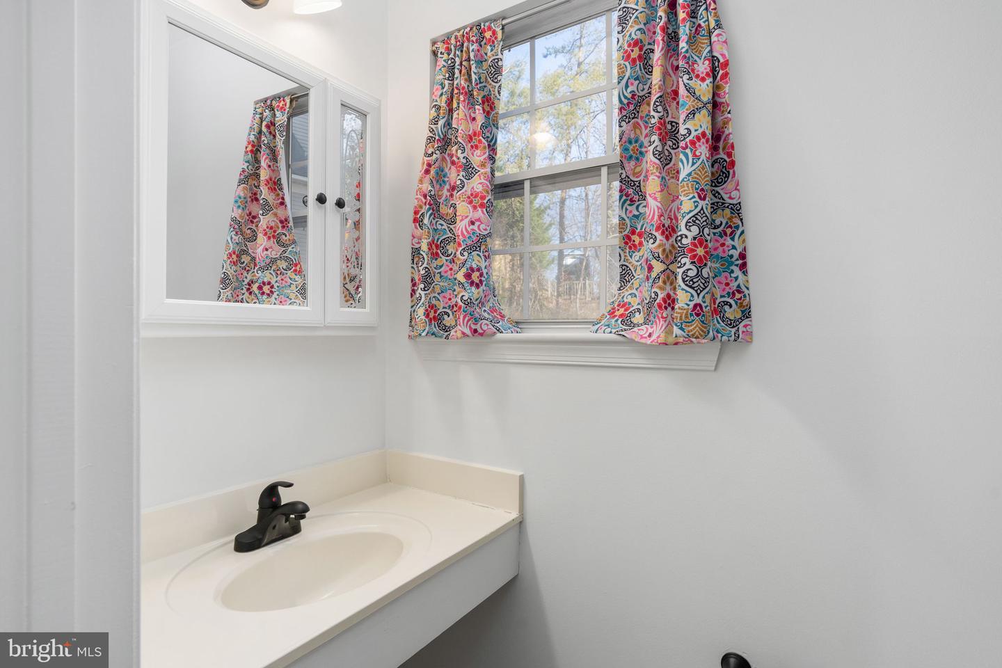 16228 TACONIC CIR, DUMFRIES, Virginia 22025, 3 Bedrooms Bedrooms, ,2 BathroomsBathrooms,Residential,For sale,16228 TACONIC CIR,VAPW2110152 MLS # VAPW2110152 16228 TACONIC CIR, DUMFRIES, Virginia 22025, 3 Bedrooms Bedrooms, ,2 BathroomsBathrooms,Residential,For sale,16228 TACONIC CIR,VAPW2110152 MLS # VAPW2110152