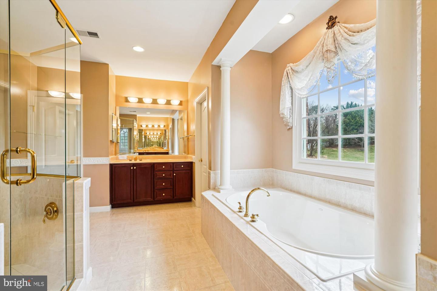 11046 HEATHLAND DR, OAKTON, Virginia 22124, 8 Bedrooms Bedrooms, ,7 BathroomsBathrooms,Residential,For sale,11046 HEATHLAND DR,VAFX2284890 MLS # VAFX2284890