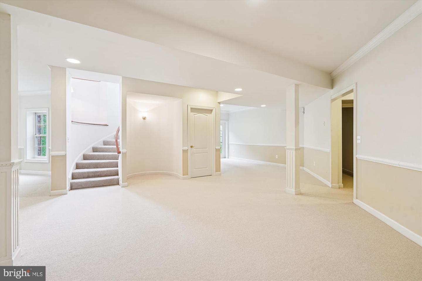 11046 HEATHLAND DR, OAKTON, Virginia 22124, 8 Bedrooms Bedrooms, ,7 BathroomsBathrooms,Residential,For sale,11046 HEATHLAND DR,VAFX2284890 MLS # VAFX2284890