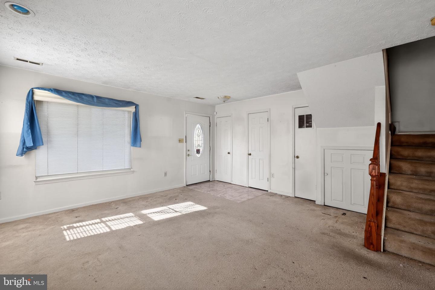 7763 WOLFORD WAY, LORTON, Virginia 22079, 3 Bedrooms Bedrooms, ,2 BathroomsBathrooms,Residential,For sale,7763 WOLFORD WAY,VAFX2284896 MLS # VAFX2284896