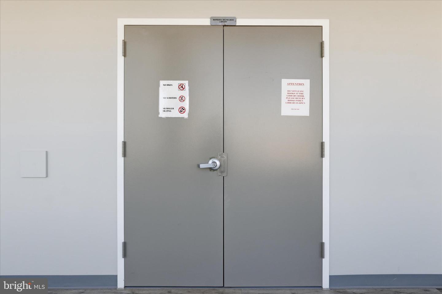 3709 S GEORGE MASON DR #912, FALLS CHURCH, Virginia 22041, 2 Bedrooms Bedrooms, ,2 BathroomsBathrooms,Residential,For sale,3709 S GEORGE MASON DR #912,VAFX2285066 MLS # VAFX2285066