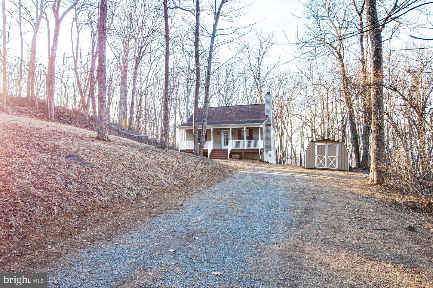 47 FREEZE RD, LINDEN, Virginia 22642, 2 Bedrooms Bedrooms, ,1 BathroomBathrooms,Residential,For sale,47 FREEZE RD,VAWR2013092 MLS # VAWR2013092