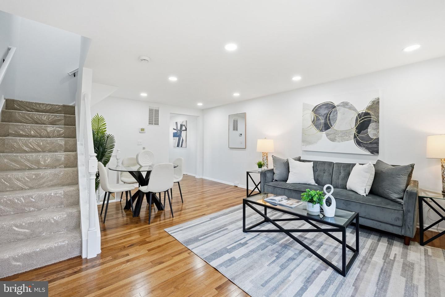 8359 GEORGIAN CT, MANASSAS, Virginia 20110, 3 Bedrooms Bedrooms, ,2 BathroomsBathrooms,Residential,For sale,8359 GEORGIAN CT,VAMN2009926 MLS # VAMN2009926