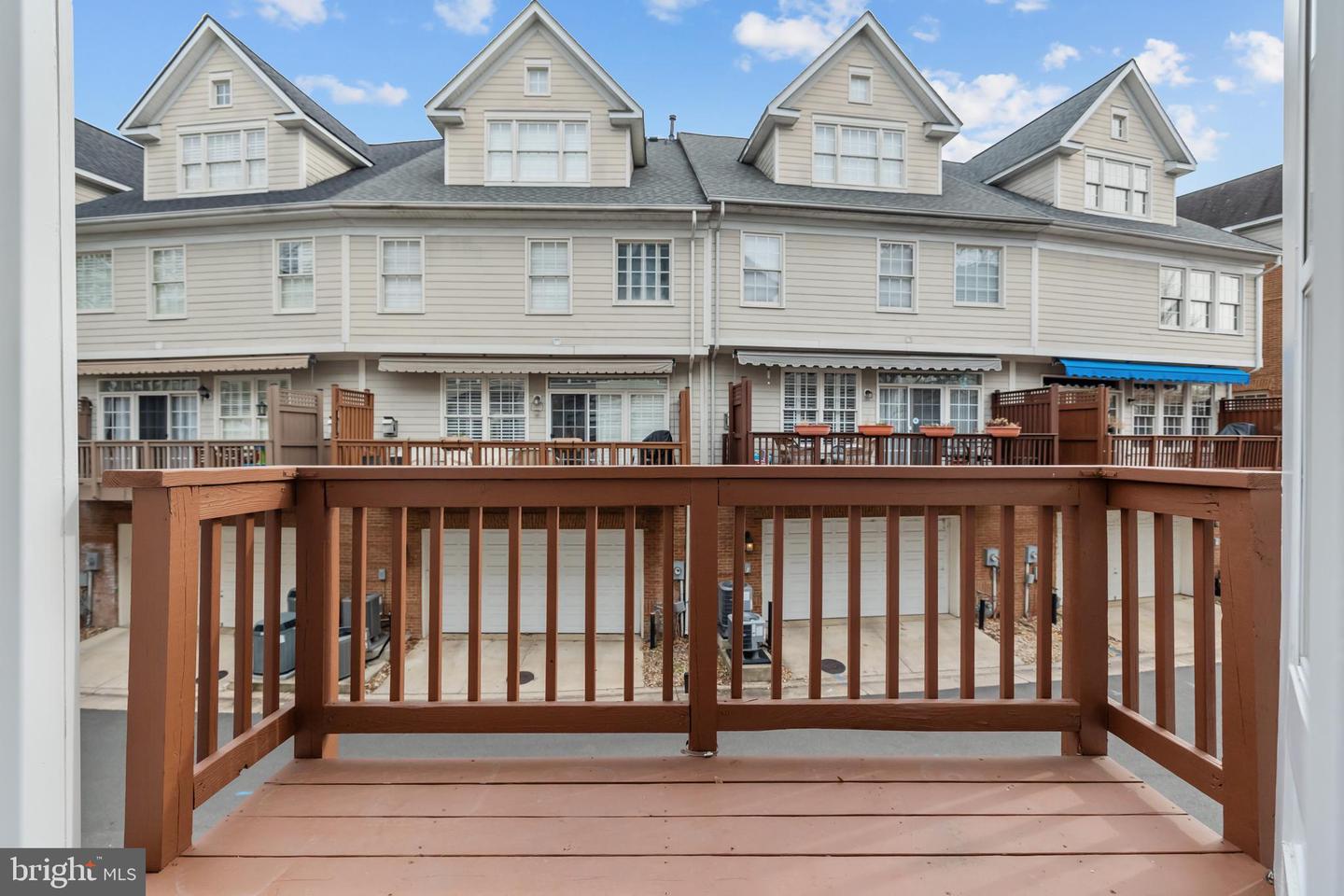 182 MARTIN LN, ALEXANDRIA, Virginia 22304, 3 Bedrooms Bedrooms, ,2 BathroomsBathrooms,Residential,For sale,182 MARTIN LN,VAAX2053058 MLS # VAAX2053058