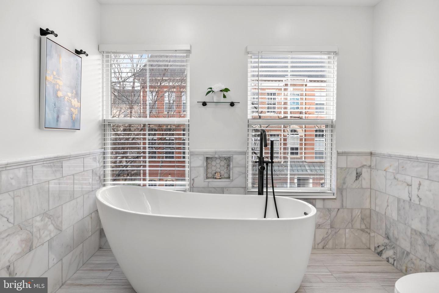 182 MARTIN LN, ALEXANDRIA, Virginia 22304, 3 Bedrooms Bedrooms, ,2 BathroomsBathrooms,Residential,For sale,182 MARTIN LN,VAAX2053058 MLS # VAAX2053058